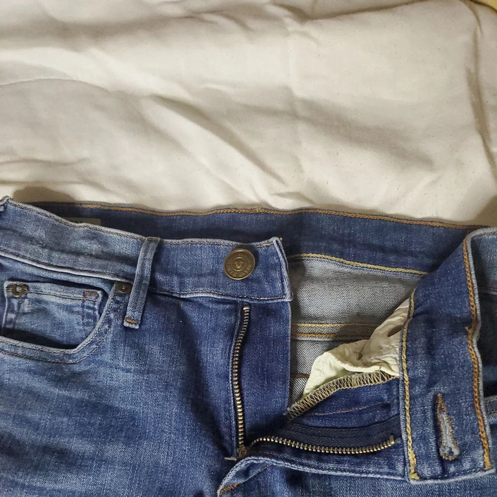 True Religion Sz 27 Blue Denim Straight Leg Womens Jeans - Picture 4 of 10